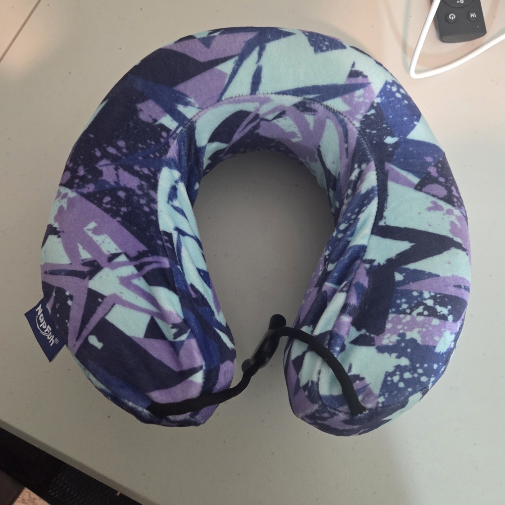 Abstract Pattern Travel Neck Pillow | Napfun